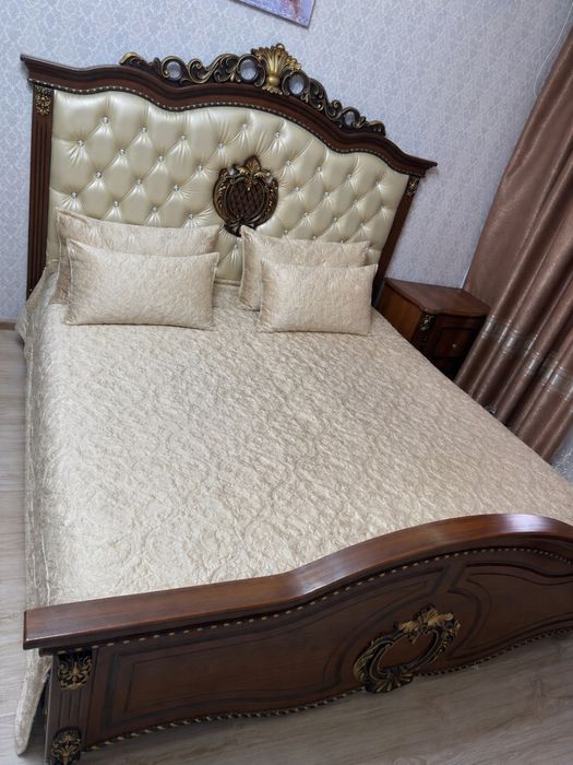 Продаётся спальный гарнитур премиум-класса