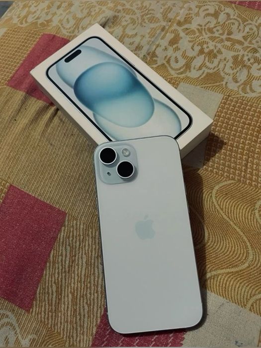 Продам айфон 15 blue