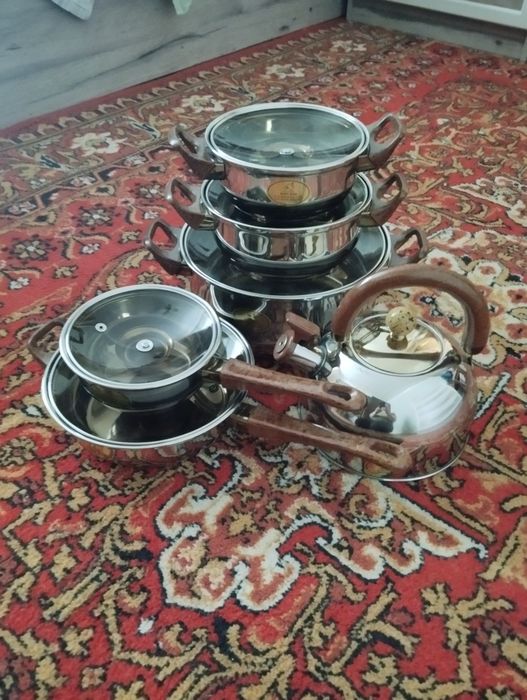 Набор кастрюль новые