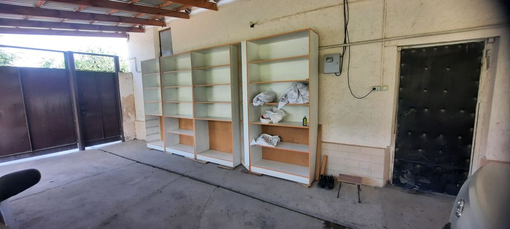 Полки для магазина