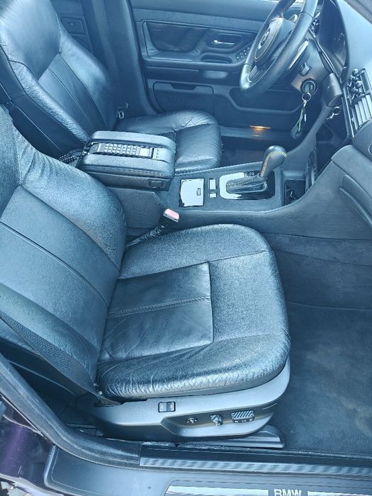 Vand Bmw Seria 7 E38 2.8i sau SCHIMB cu 8+1