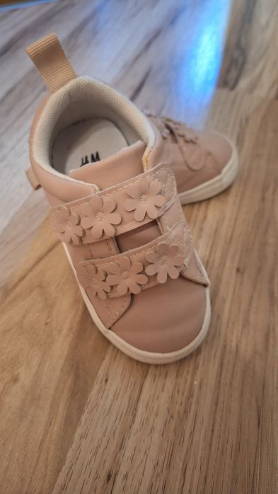 Бебешки обувки, маратонки и пантофи