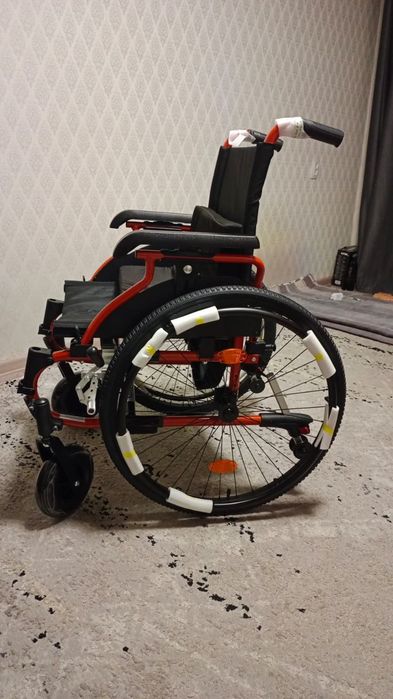 Инвалидная коляска