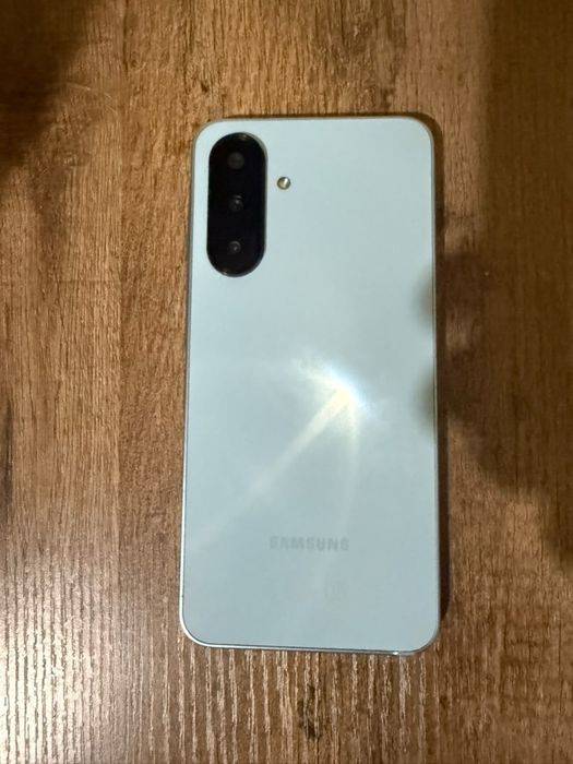 Samsung A17 8/256