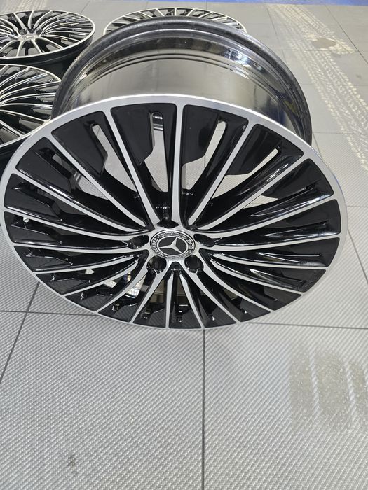 Нови оригинални джанти 19″ Mercedes-Benz CLE AMG — само джанти
