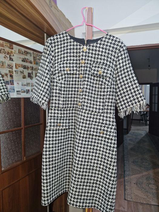 көйлек сатылады.1-2  рет киілген.30 мыңға алғам 10мыңға беремін