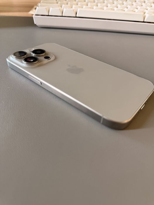 Iphone 15 pro, titanium, 256gb
