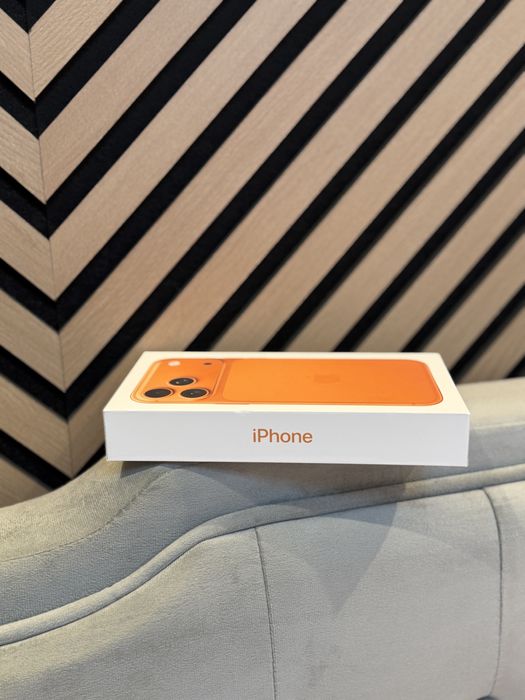 iPhone 17 Pro Max 256 GB Cosmic Orange