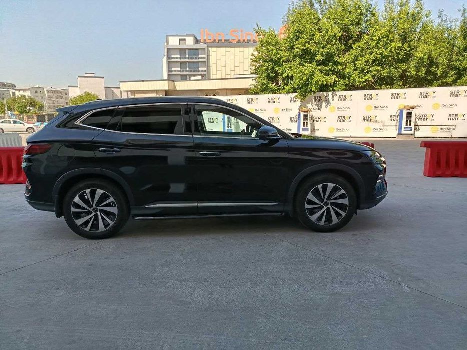 BYD Champion 605