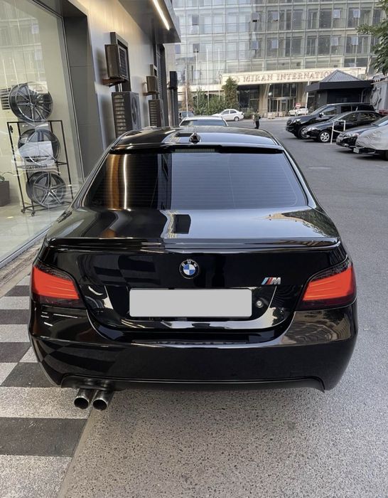 Продаю задний фонарь Стоп Фара комлект от BMW E60