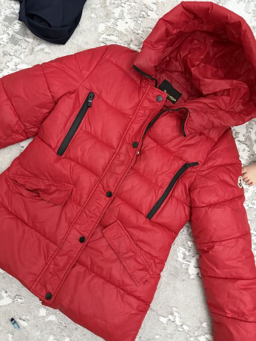 Куртки безрукавка за все 5000тг