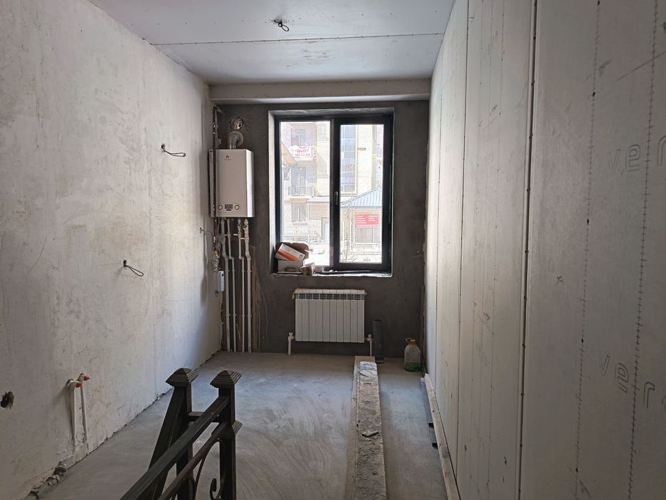 Новостройка.Грин Хаус 3/1/10 Сергели Индекс бозори  дуплекс 76м2.