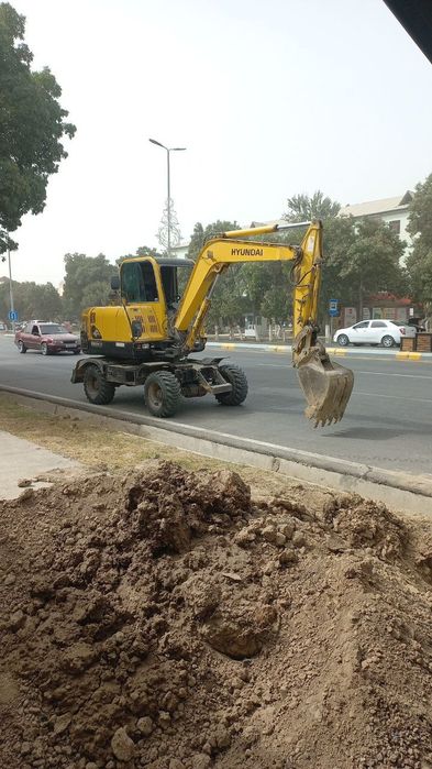 Экскаватор сотилади
