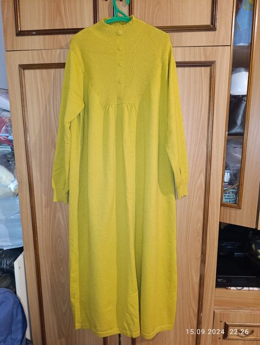 Продам женскую одежду