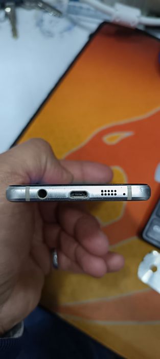 Samsung A3 2017 sotiladi