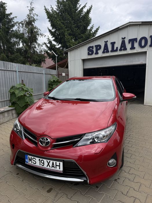 TOYOTA Auris 2013 — imagine 2