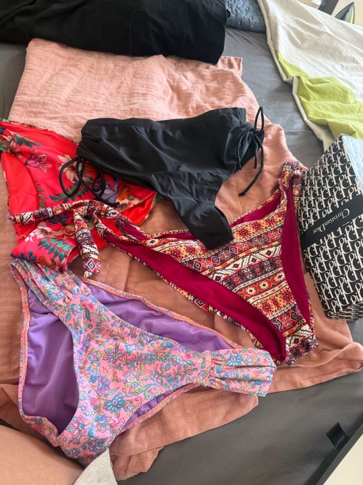 Дамски бански victorias secret гащета 4 броя на цената на 1!