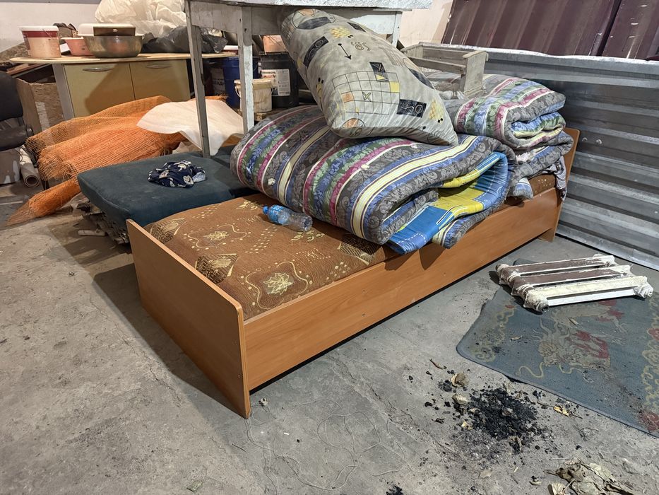 Кровати отдам даром