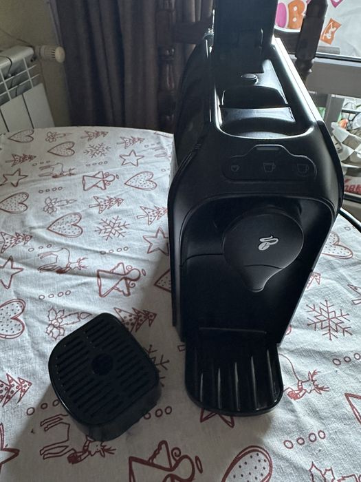 Tchibo Cafissimo Easy  - кафемашина с капсули