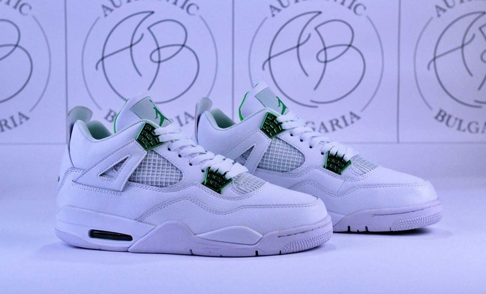 Nike Air Jordan Retro 4 Frozen Moments KAWS Infrared Green Metallic