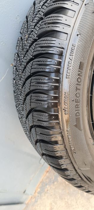 Lassa зимние с дисками R14 комплект