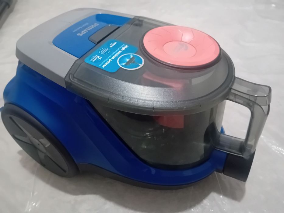 Пылесос PHILLIPS почти новая