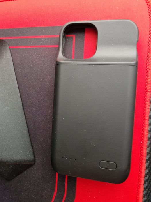 Външна батерия за iPhone 13 mini