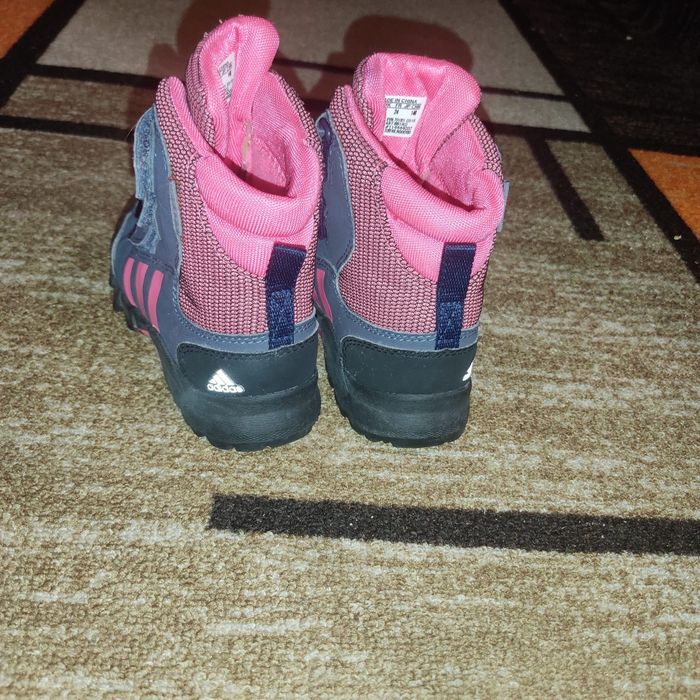 Adidas ботушки 24 номер