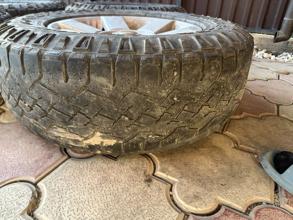 Диски с резиной на джип 6х139.7