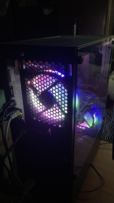 Vând setup gaming full sau schimb cu cross de 125cc (cititi descrierea)