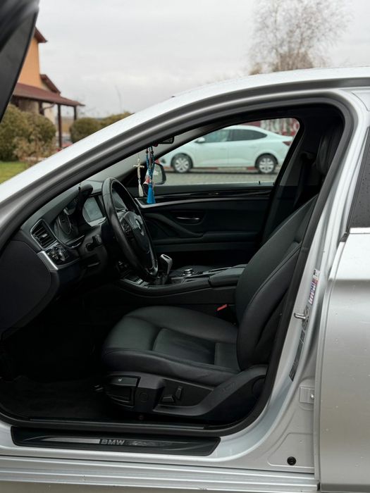 BMW 5 Series 2012 — imagine 5