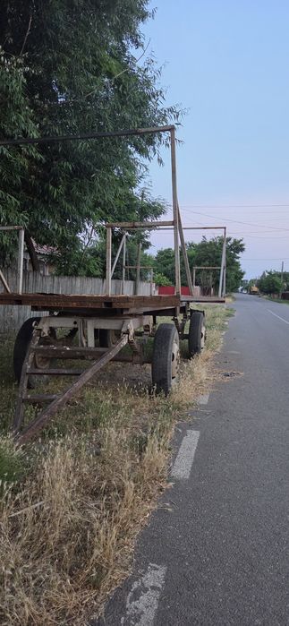 Vând platforma baloti