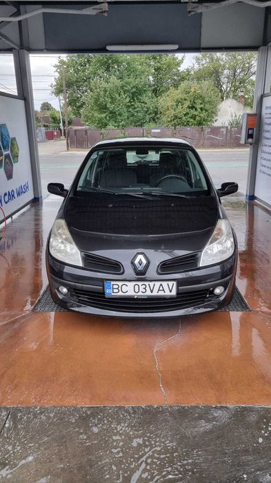 RENAULT Clio 2006 — imagine 1