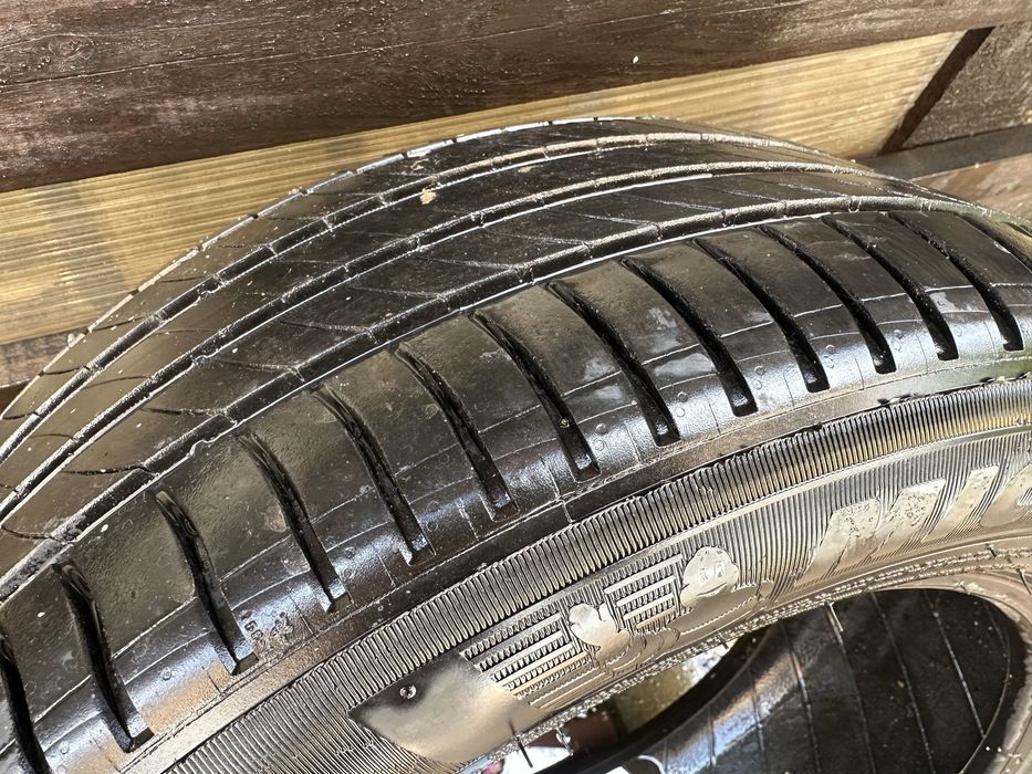 Vand anvelope Michelin 225 55 17 vara