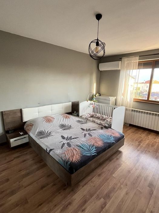 Етаж от къща в с. Мировяне! Готов за живеене!