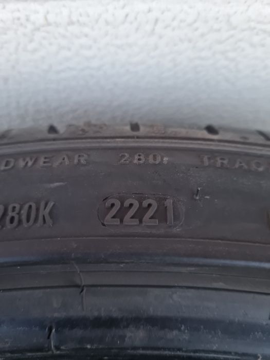 Летни гуми 4 броя PIRELLI PZero 235 35 R20 дот 2221