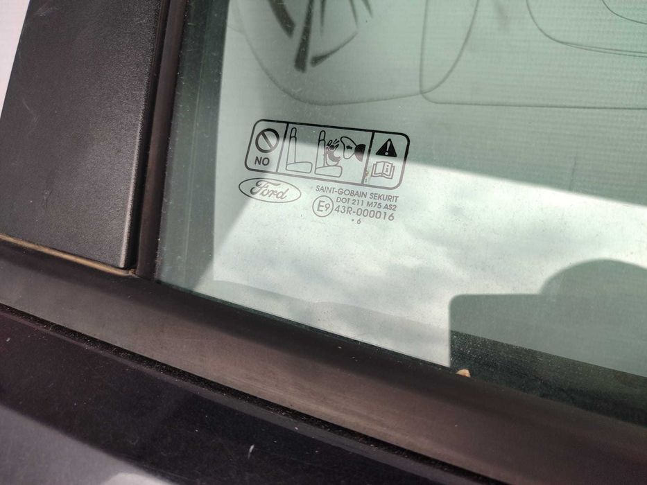 Usa Fata Dreapta Ford Focus 2 Hatchback / Sedan / Break 2004–2011 / Cod OEM 1505703 (11P)