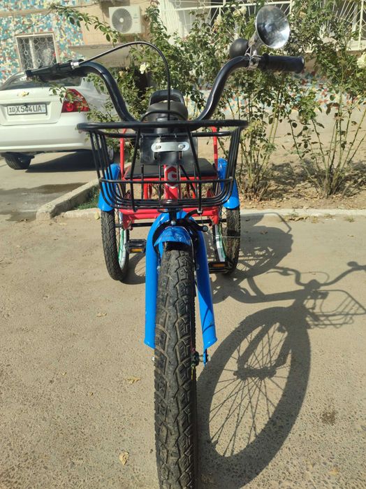 3 g'ildirakli orqa o'rindiqli velosiped (2 o'rindiqli)