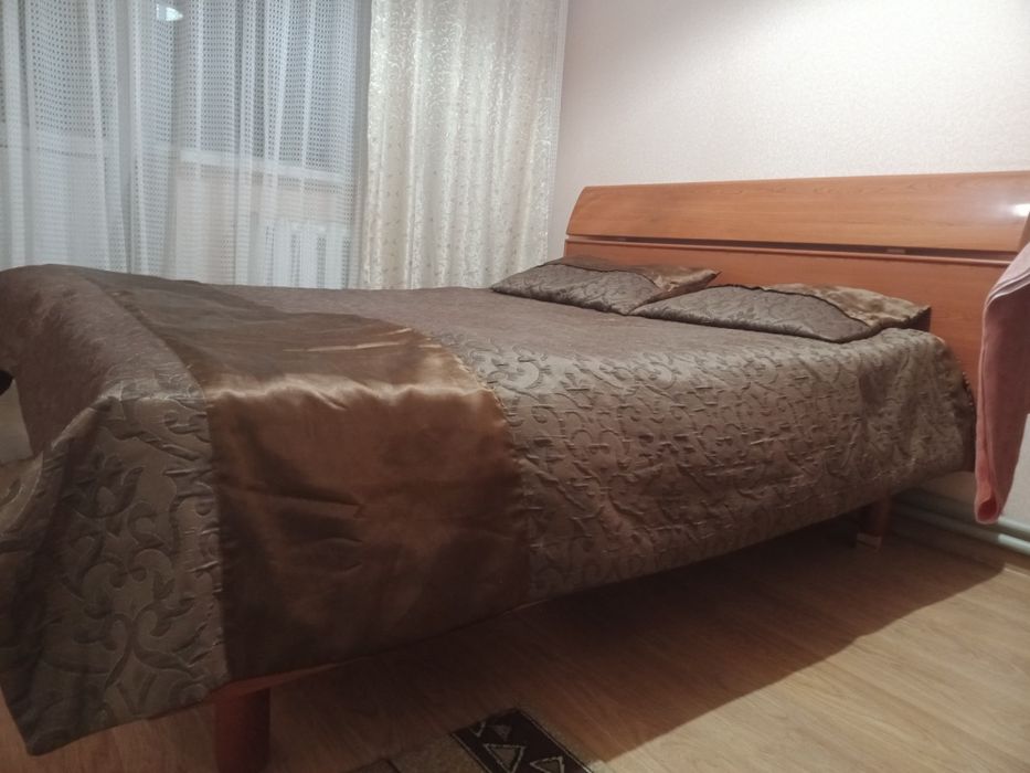 Продам кровать полуторка