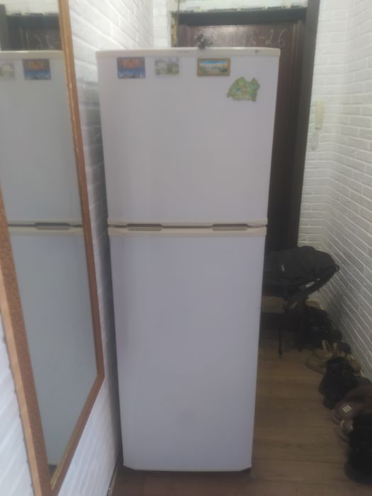 Холодильник LG продам