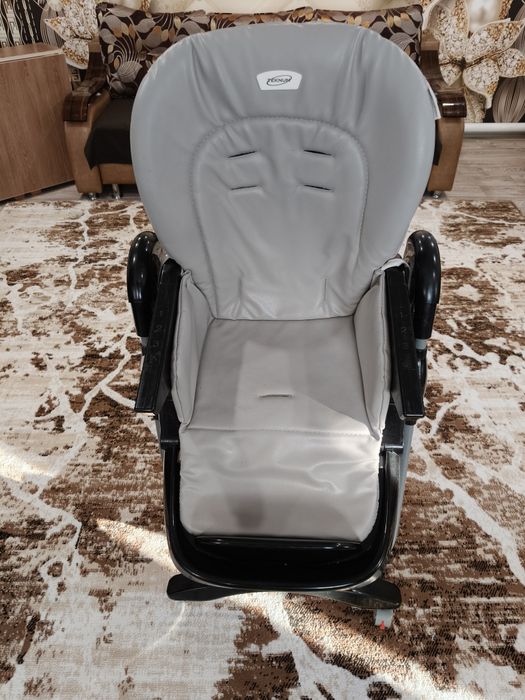 Продам стульчик для кормления