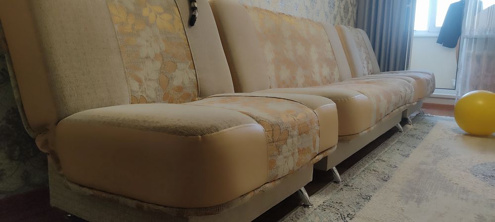 Продам мягкий уголок