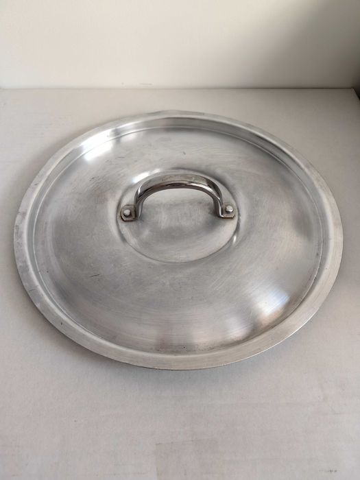 Cazan (oala) din Aluminiu - 22,5 L. Capac.