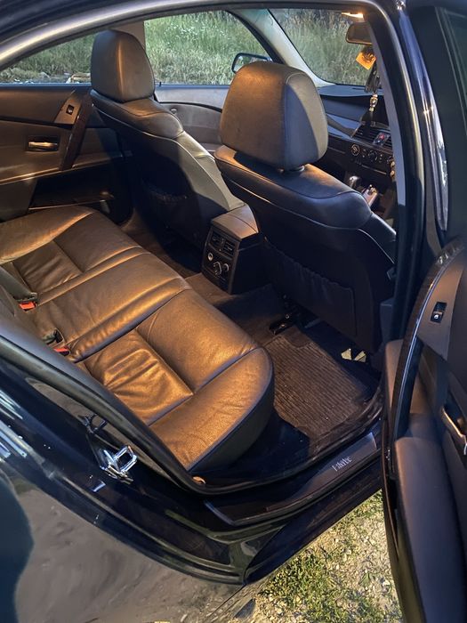 BMW 5 Series 2009 — imagine 4