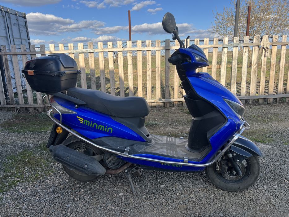 Скутер M8, 125 куб.см