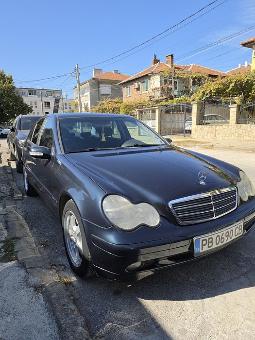 Mercedes-Benz w203 c220 cdi 143 коня