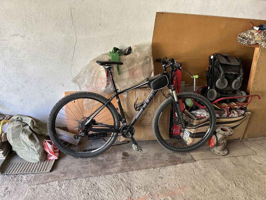 Продам велосипед Cube Acid 29