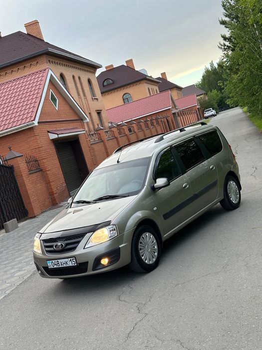 Срочно продам Ларгус . 20 год