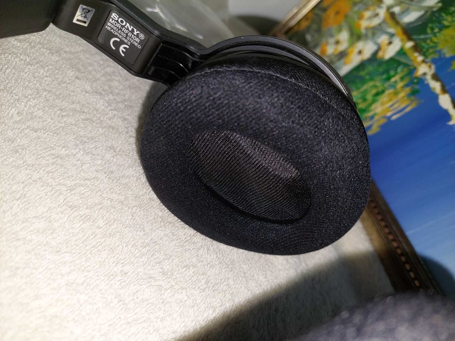 Неизползвани слушалки Sony!