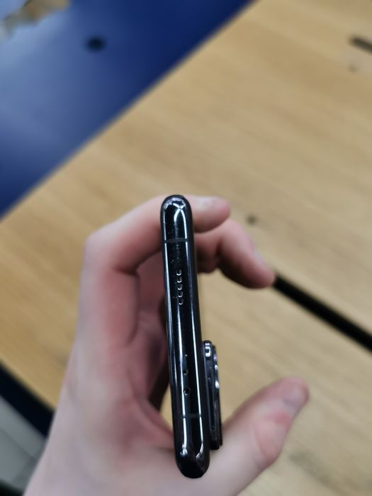Huawei p60 pro, пользовался 1 год